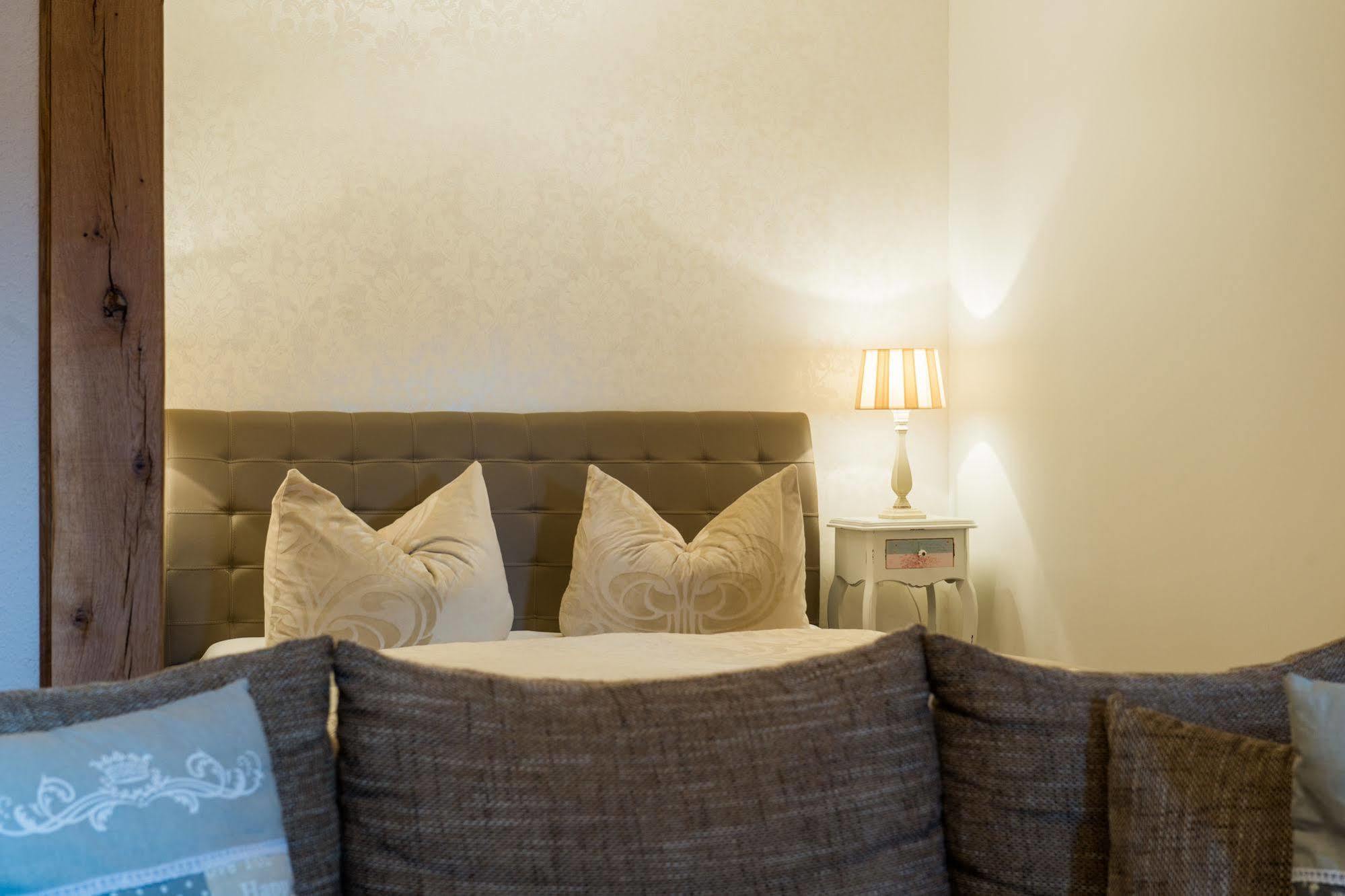 Apartmenthaus Im Stieg クヴェードリンブルク エクステリア 写真